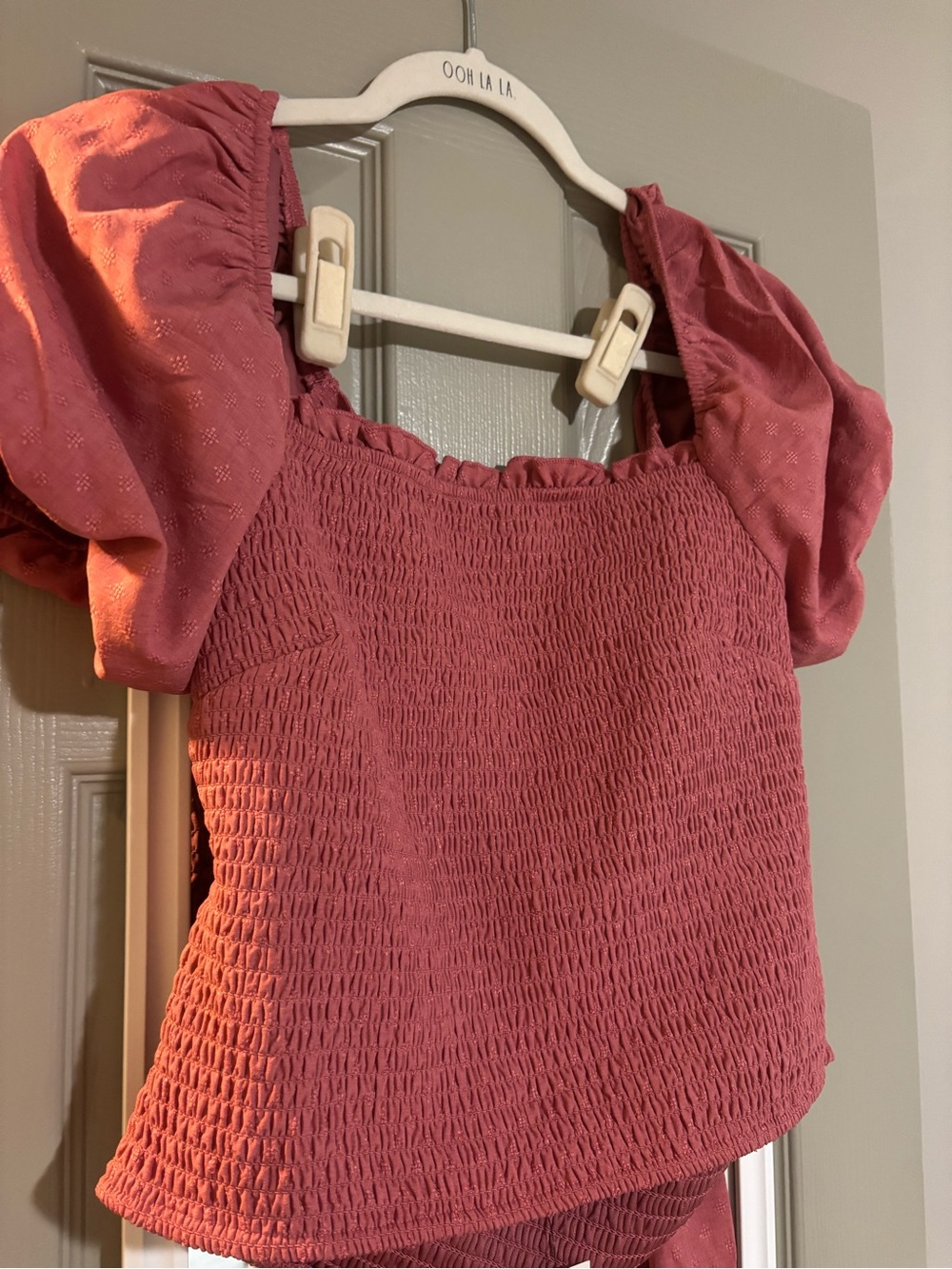 Francesca's Collections Smocked Puff-Sleeve Top in Rose